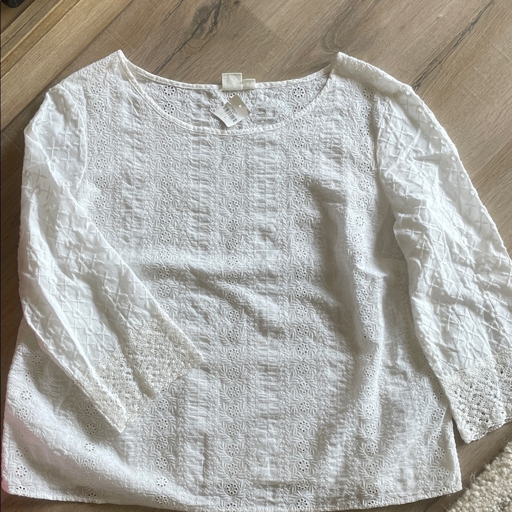 GAP White Eyelet Top